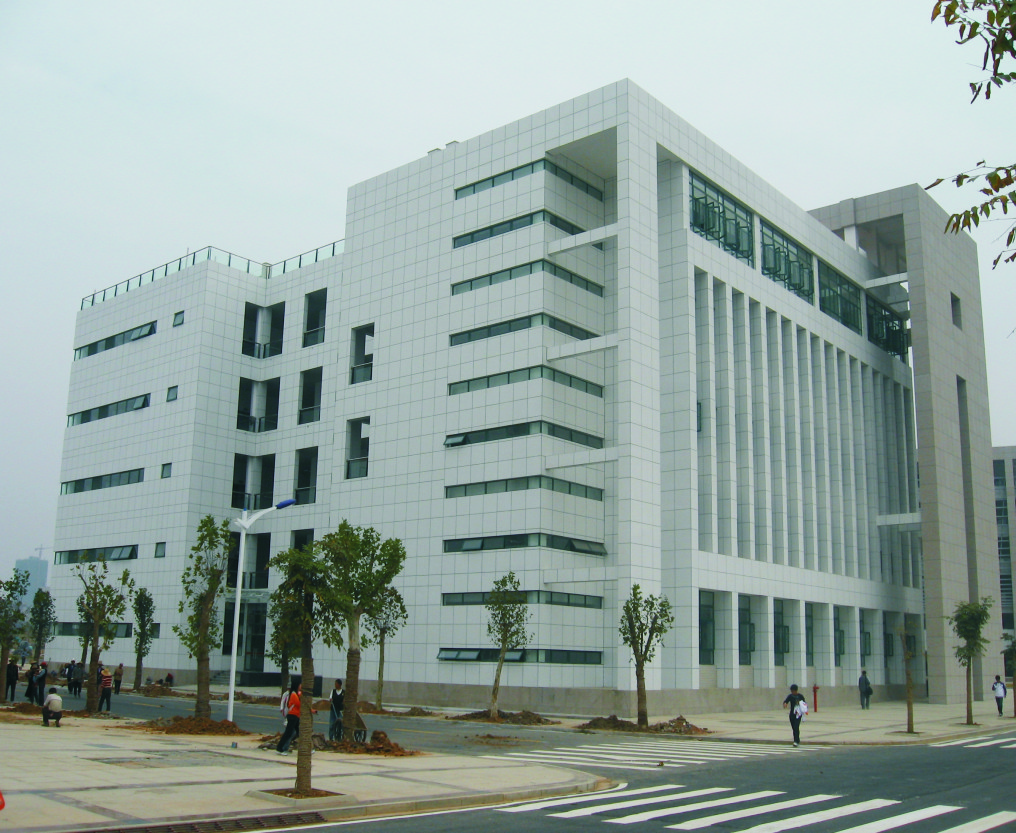 武漢理工大學